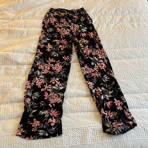 Flowy Tropical Divided Pants